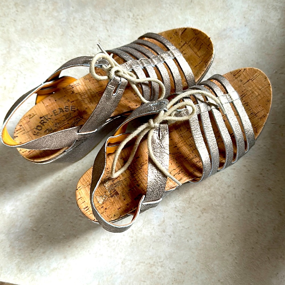 Metal wedges